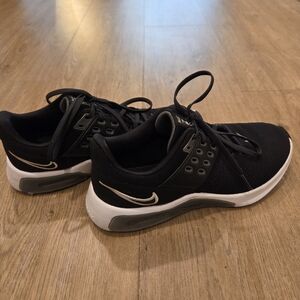 Nike Air Max Bella TR 4 Women's Shoe